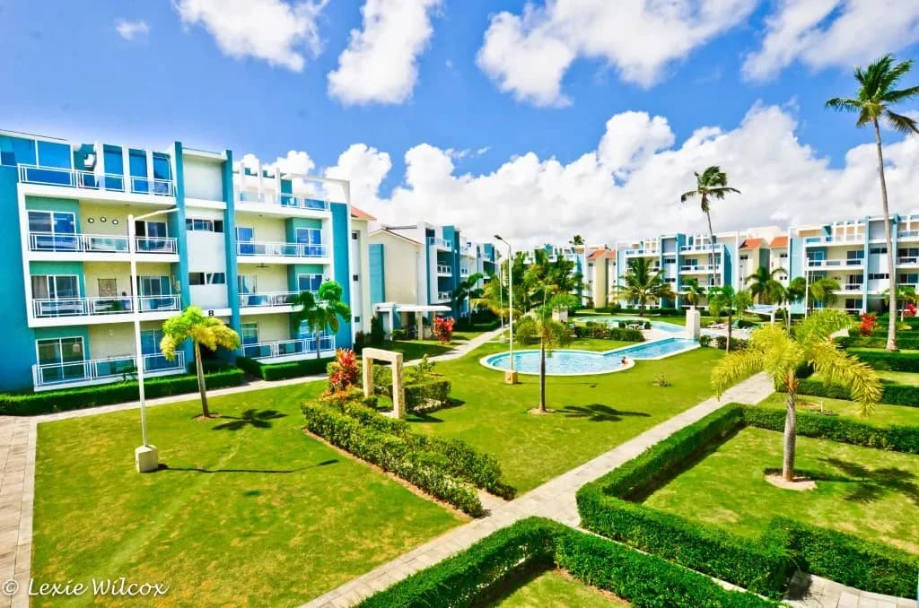 Gardens and grounds at Eden Caribe