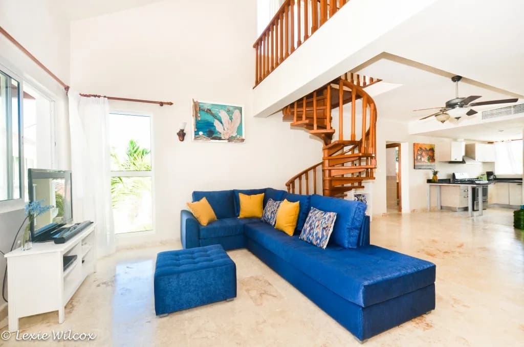 Main living space of Penthouse N401 at Playa Turquesa