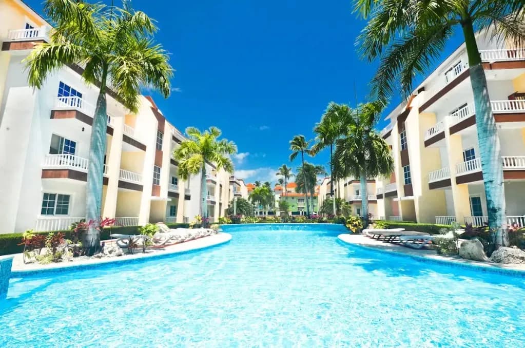 Estrella Del Mar gated community apartment